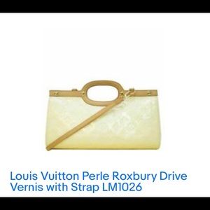 Louis Vuitton perle Roxbury Drive Vernis with strap LM1026